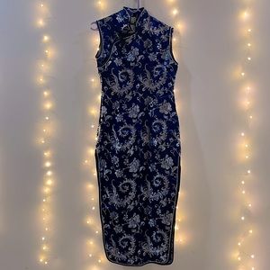 Vintage Siweile Dress with Mandarin Collar (Size M) Blue with Silver embroidery